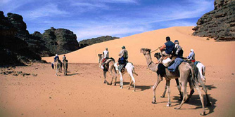 Wste, West-Sahara, Algerien: Meharee - Kameltrek entlang des Tassili-Plateaus